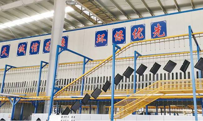 如何安全操作噴涂設備？